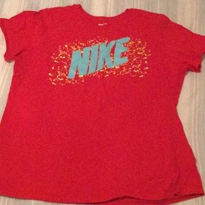 Nike Women Tee